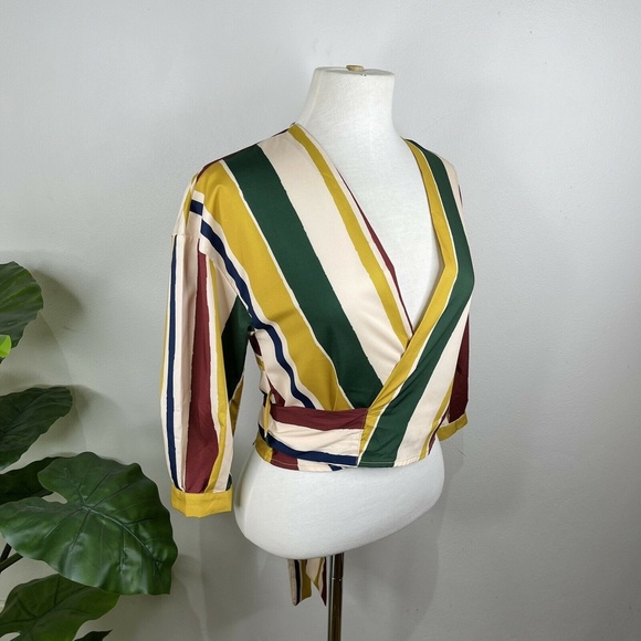 Boohoo Stripe Wrap Top Size 8 NWT - Picture 7 of 12